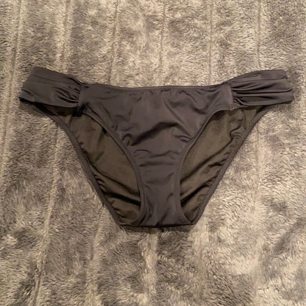 Victoria’s Secret Side Ruched Bikini Bottom